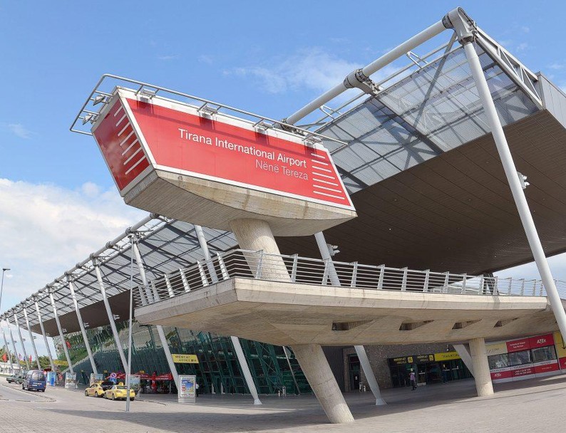 Tirana International Airport Nënë Tereza